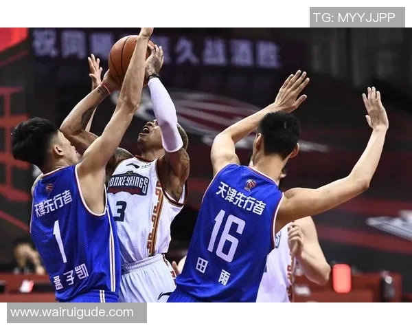 南京篮球队在世界锦标赛中的比赛经验与表现分析